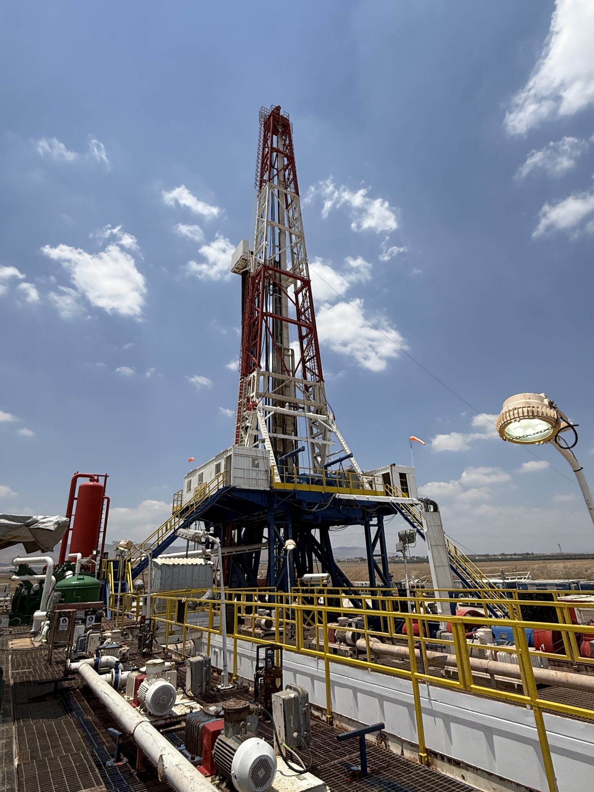 Daylight view of the MJ-02 drilling rig